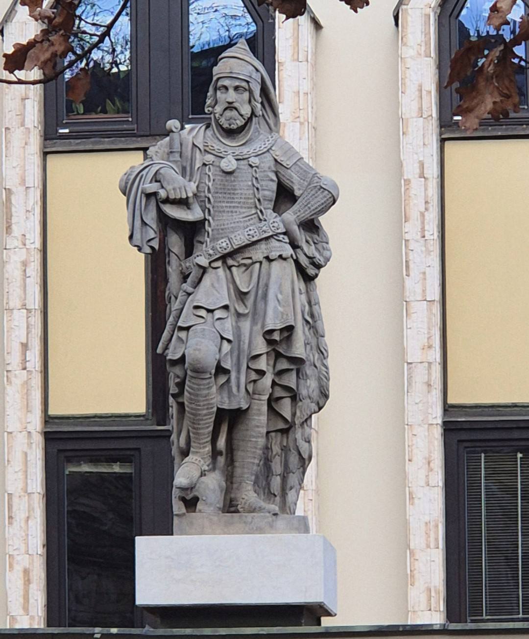 Socha POII. v Praze na Novém městě